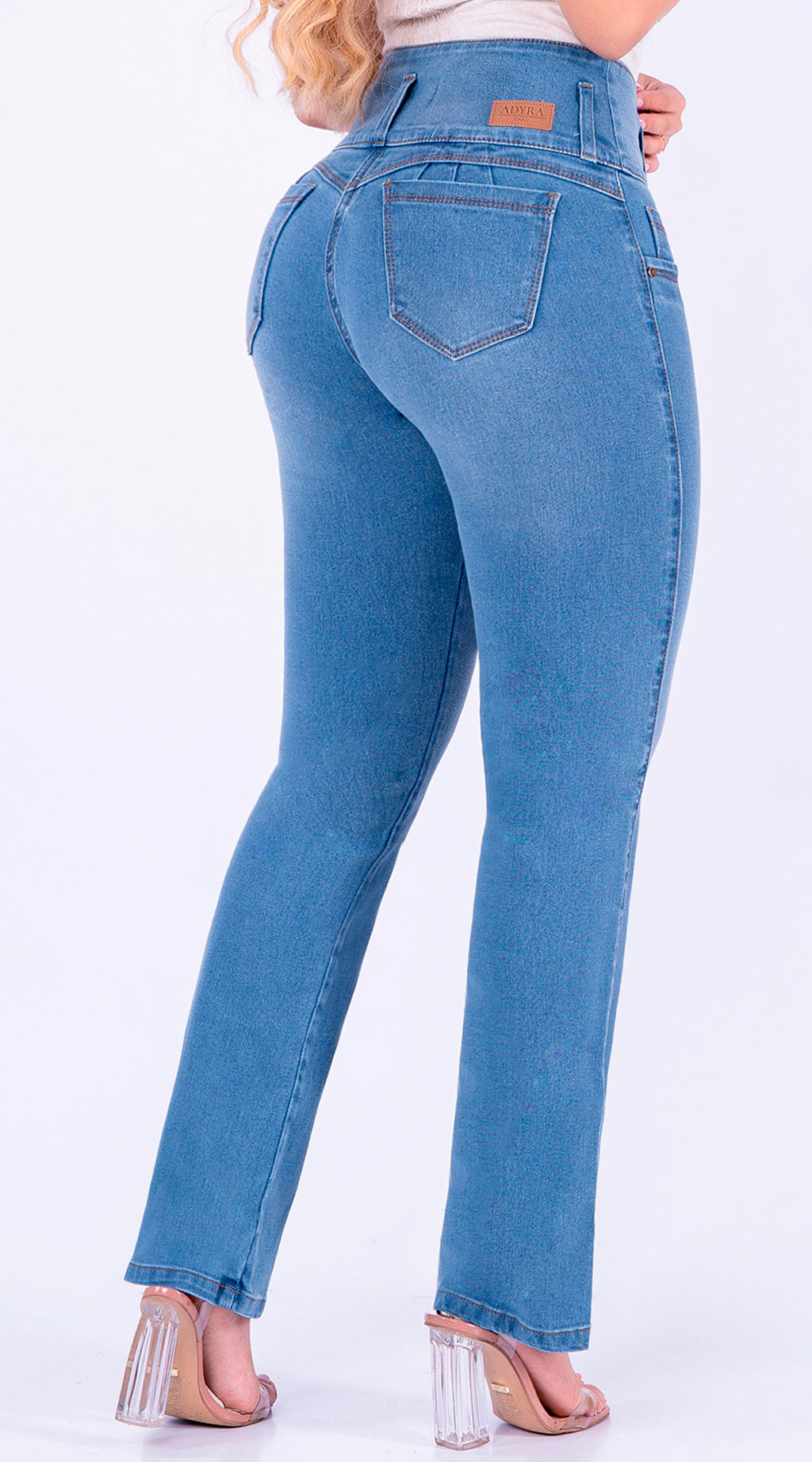 JEAN ELASTICO BOTA RECTA AZUL CLARO