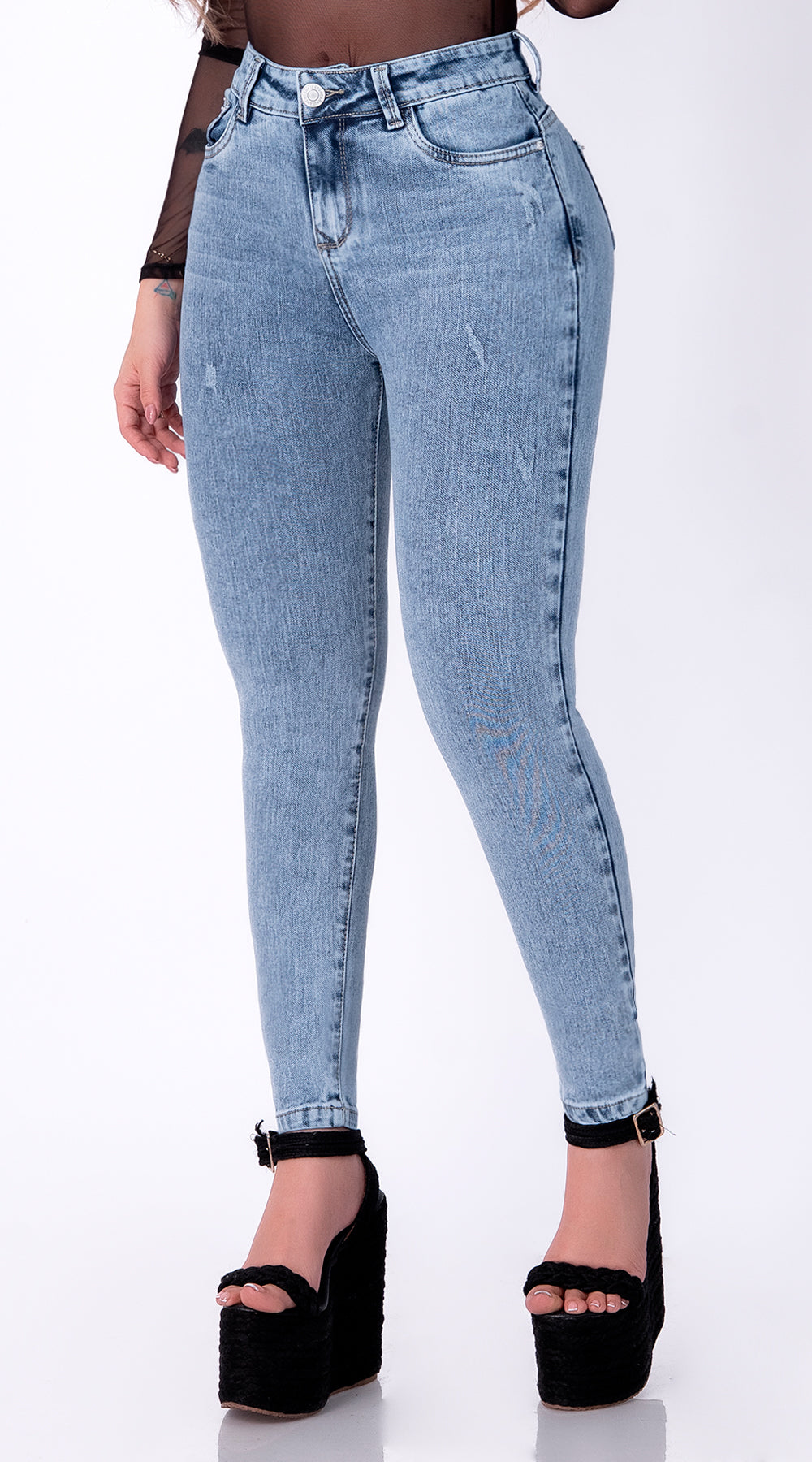 JEAN ELASTICO SKINNY AZUL CLARO