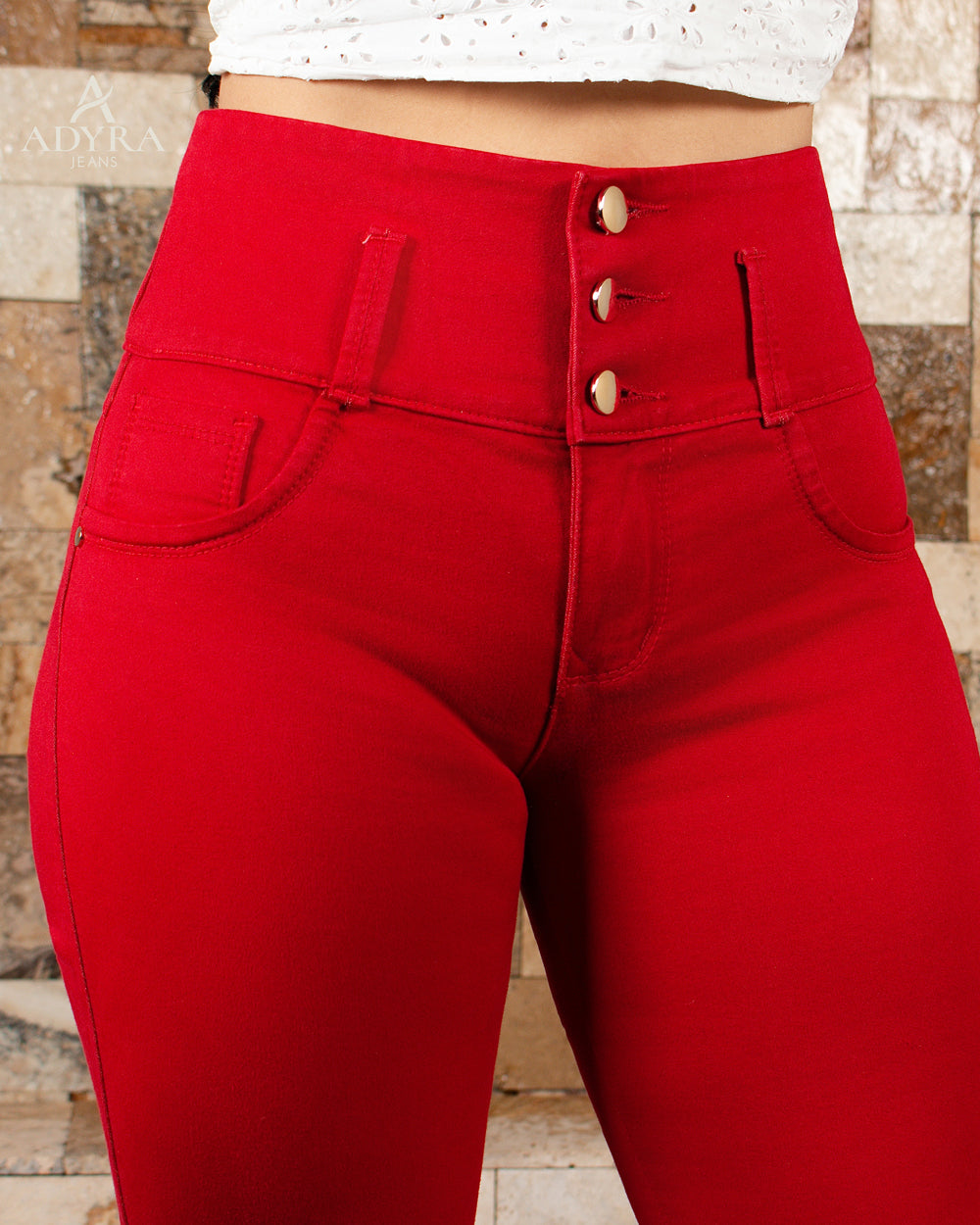 JEAN ELASTICO BOTA RECTA ROJO VIVO