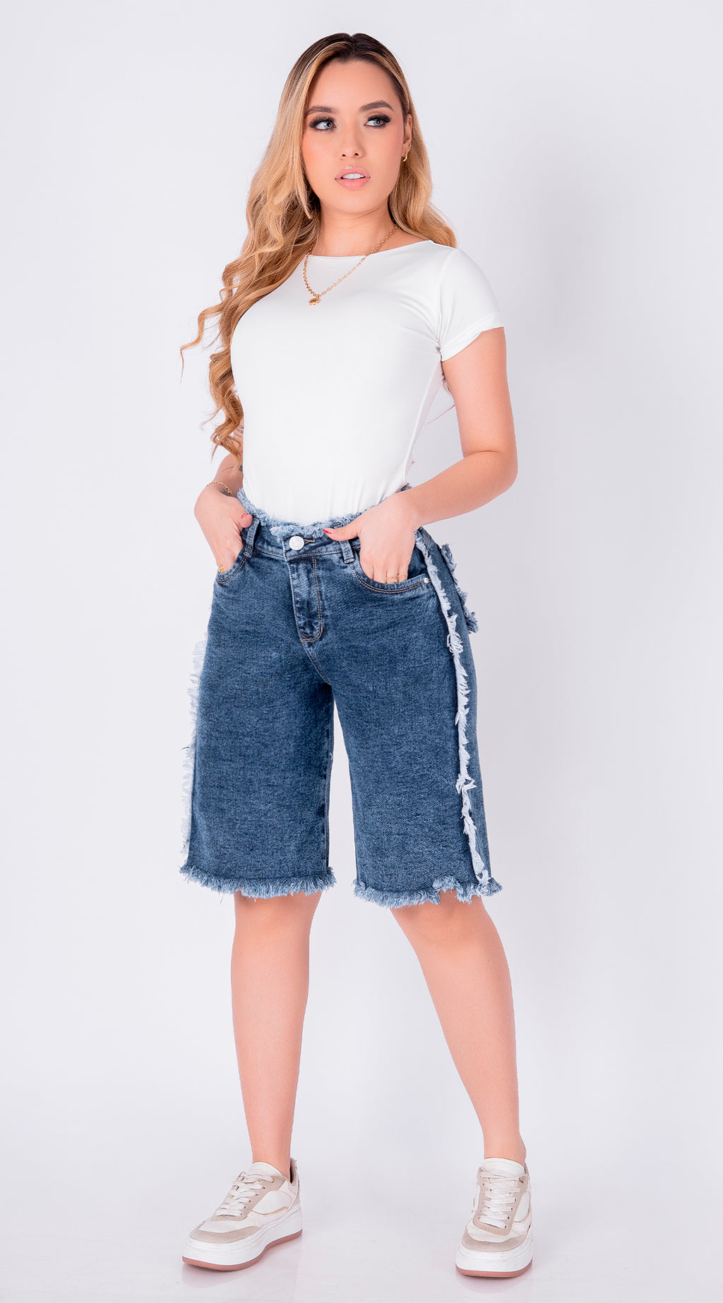 BERMUDA JEAN ELASTICO AZUL OSCURO